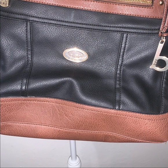 B.O.C. Born Concepts leather purse - Picture 2 of 7